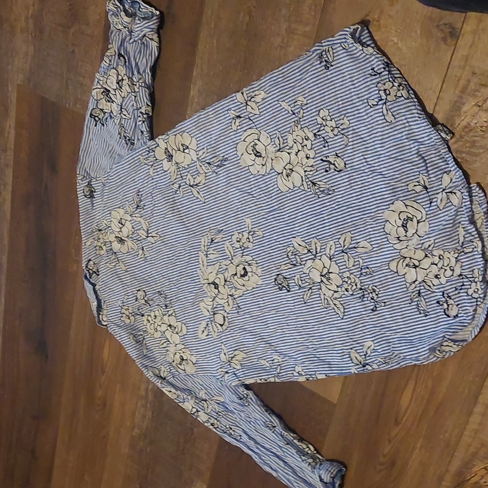 Floral‎ blouse - Picture 6 of 6